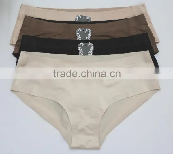 Laser Cut Seamless Bamboo Fabric Sexy Short Panty photo-2