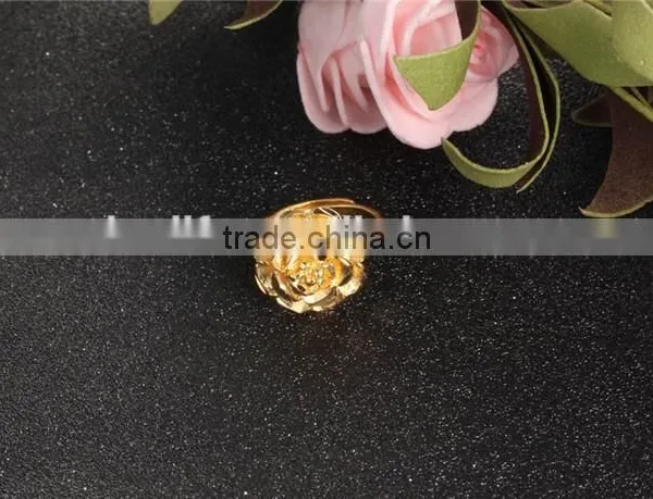 Jewelry Gold Plated Copper Elegant Design for Women Rose Shaped Ring photo-3