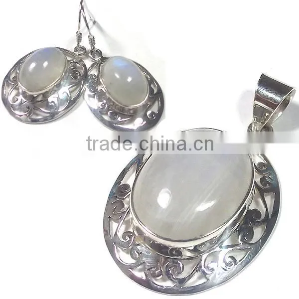 Rainbow Moonstone Jewelry 925 Sterling Silver Jewelry Wholesale 925 Silver With Semi Precious Gems