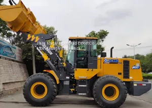 Новый в наличии колесный погрузчик XCMG ZL50GN