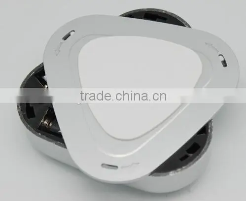 4.5 Volt Triangle Motion Sensor Light photo-3