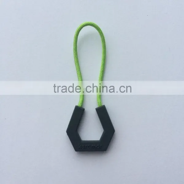 PVC Rubber Cord Puller for Backpack