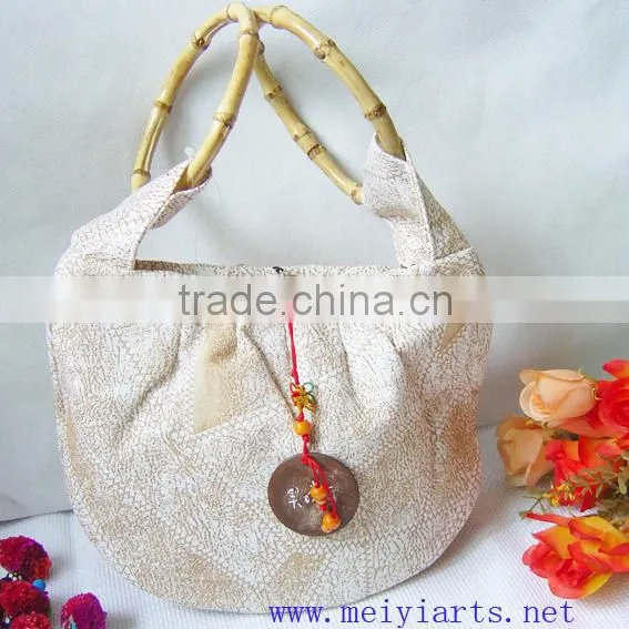 New Comfortabl Material Ladies Handbag With Bamboo Handle