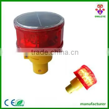 LED Solar Powered Temporary Road Light Used on Guardrail photo-4