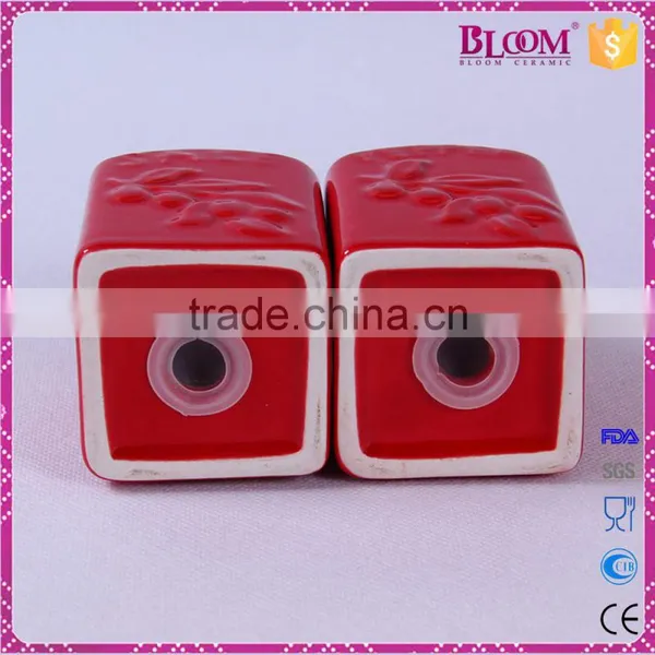 Ceramic Red Salt and Pepper Shaker Wedding Favors photo-5