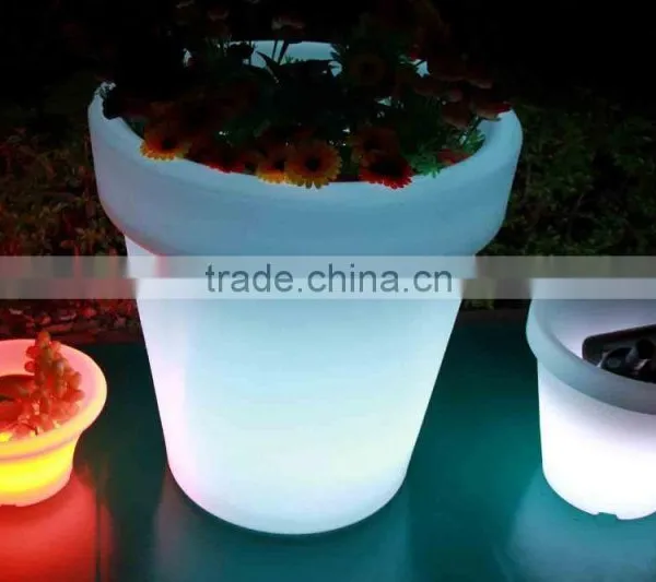 PE Colorful Multiple Shapes Plastic Led Beer Pot, Rechargeable Led Ice Bucket photo-4