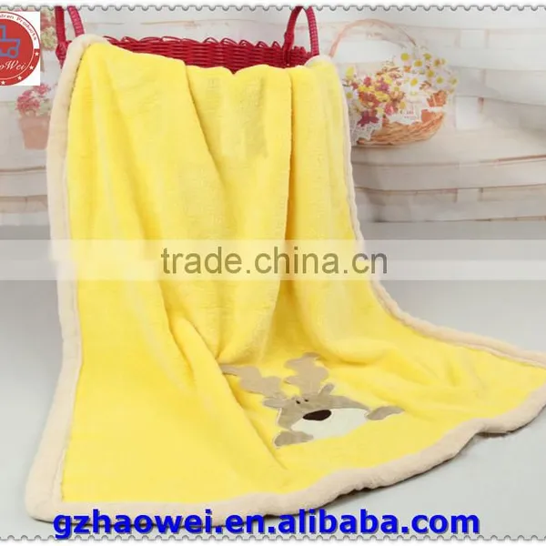 High Quality Overlocking Embroidered Baby Fleece Blanket photo-4