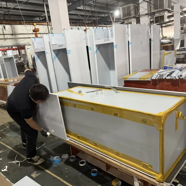 Commercial Refrigerator/Fridge Freezer Foaming Making Mould/Molding/Machine photo-4