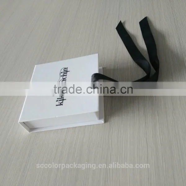 Shenzhen Delicate Logo Printed Elegant Designed White Black Gift Custom Box Packaging With Ribbon photo-3