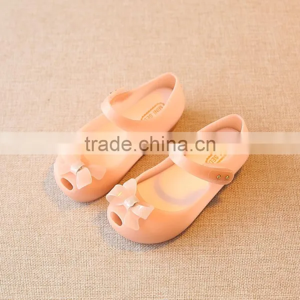 Hook and Loop Closure Mini Melissa Shoes, Larger Size Bow Design Mini Melissa photo-3