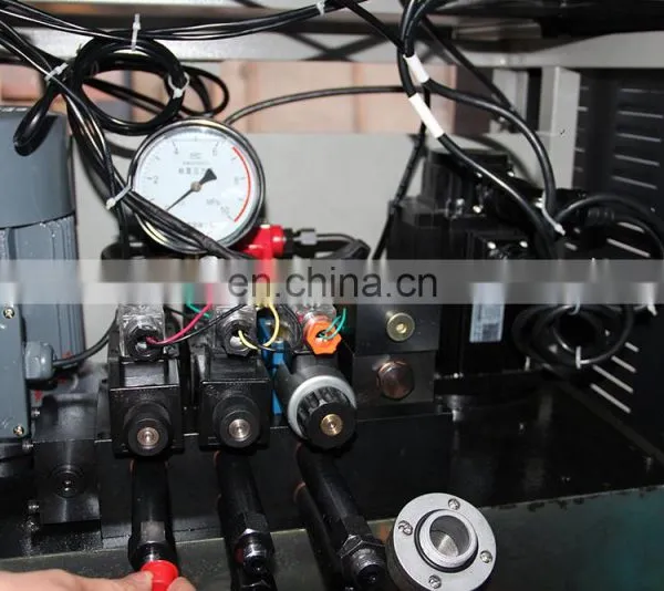 Computer-controlled Electro-hydraulic Servo Automatic Universal Testing Machine photo-3