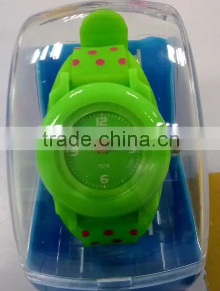 Colorful Plastic Quartz Movement Cool Watch for Teenagers photo-3