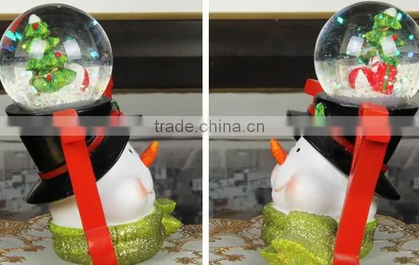Polyresin Christmas Snow Globe Resin Snow Globe Wholesale photo-2