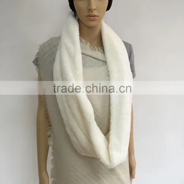 PV Velvet Fabric Infinity Scarf photo-6