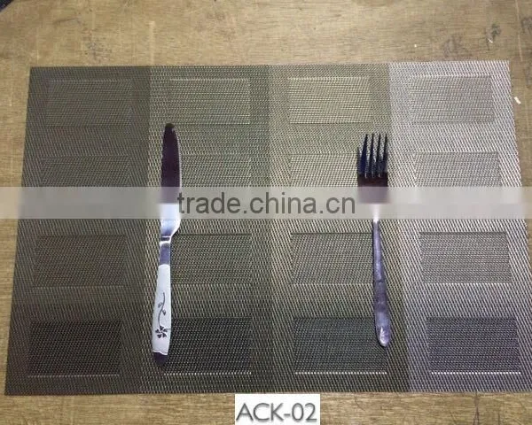 Non-slip PVC Heat Insulation Stain-resistant Woven Mesh Restaurant Placemats photo-4