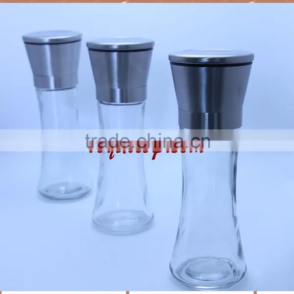 Disposable Salt and Pepper Shaker photo-4