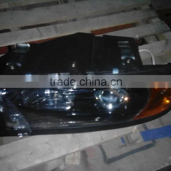 Shacman Delong F2000 Truck Headlight photo-5