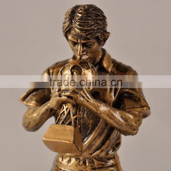 Man Kiss World Cup Resin Statues Trophy Cup