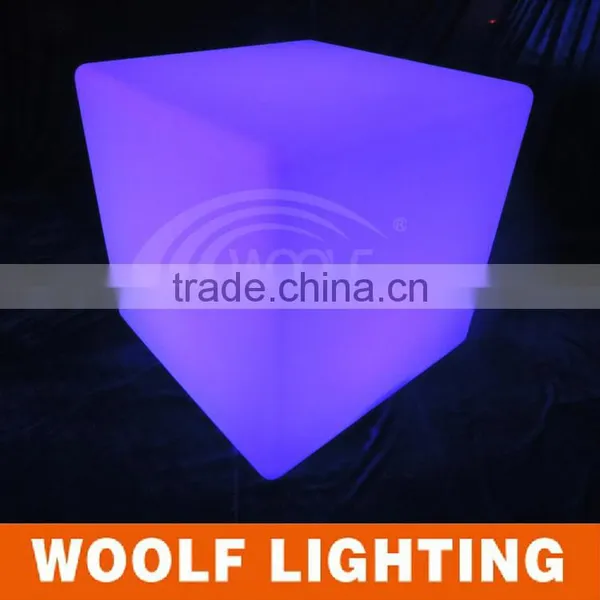 Outdoor Waterproof Color Changing Glowing LED Lighting Cube photo-4
