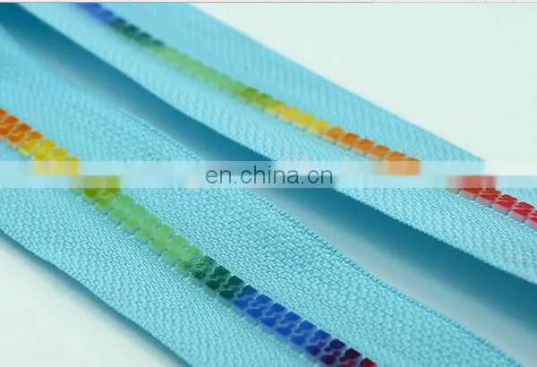 Cheap Fashion Rainbow Zipper Manufacturer photo-4