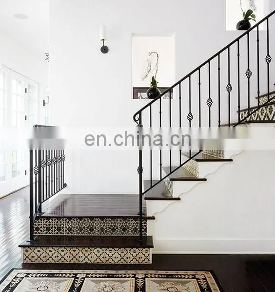 Top Class Aluminium Stainless Steel Stairs Indoor Design Pillars Post With Black Golden Colour photo-3