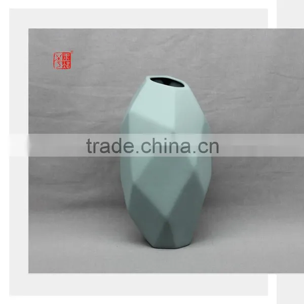 Color Clay Porcelain Geometric Shape Decoration Mini Flower Vase photo-3