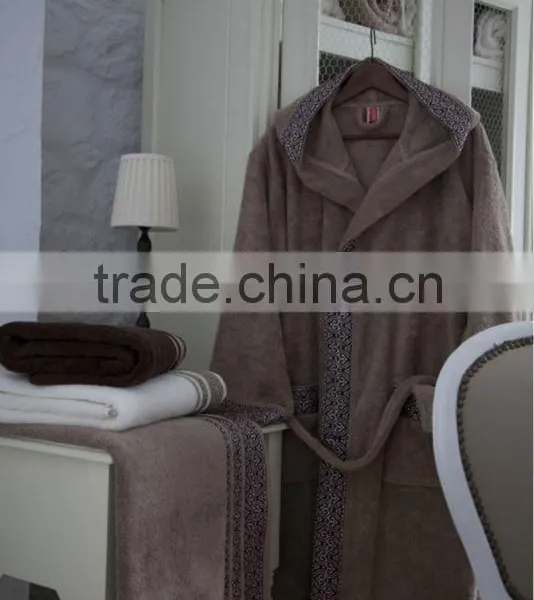 solid color bathrobe with border