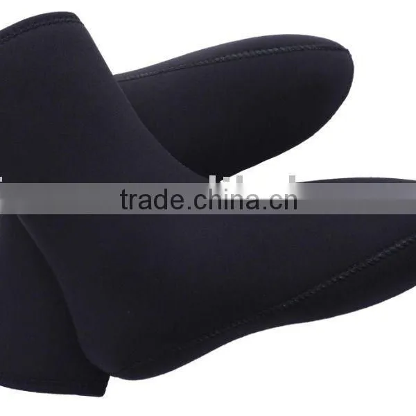 Flexible Simple Design Neoprene Socks for Diving