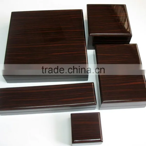 Luxury Wooden Box Painting Glossy Finished Ring Jewelry Boxes photo-4