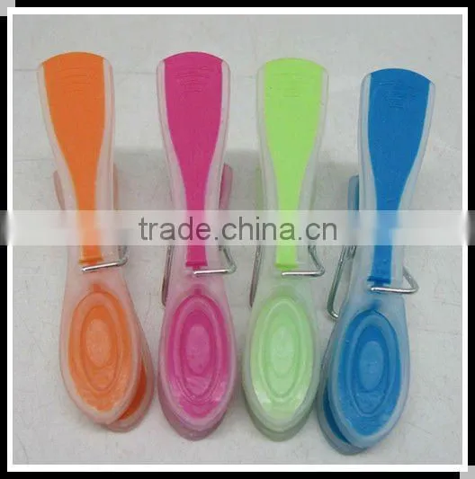 Plastic Clothes Peg