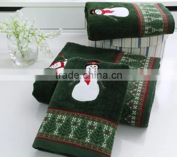 High Quality Cotton Bath Towel Set With Santa Pattern photo-2