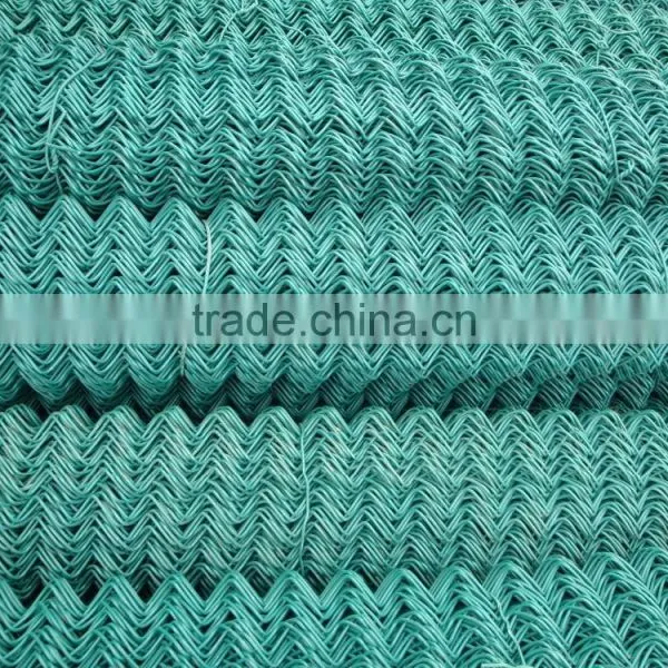 Lowest Price Galvanized Chain Link Fence Factory in China photo-3