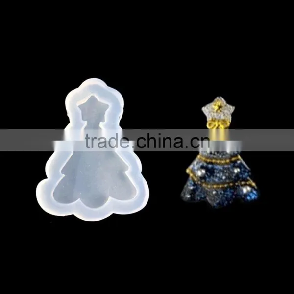Custom Shape Christmas Reindeer Snowflake Snowman Snowflake Tree White Silicone Resin Mold For Jewelry Making DIY photo-4