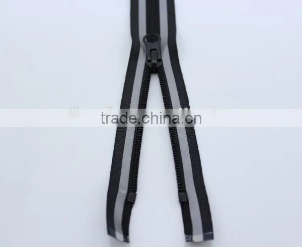 Cheap EN471glow in the Dark Waterproof Reflective Nylon Zipper for Sweater photo-3