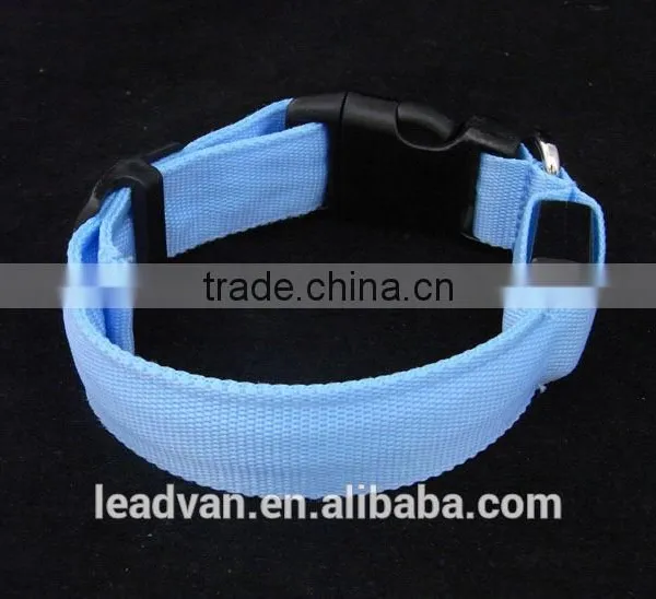 Pet Products 8 Fashion Color 3 Flashing Mode Dog Luminous Collar photo-4