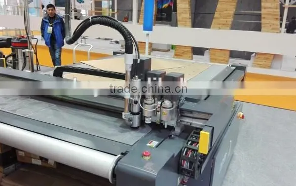 Acrylic Cutting Machine photo-4