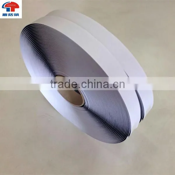 Low Price 25mm Black Self-adhesive Hook and Loop Tape photo-3