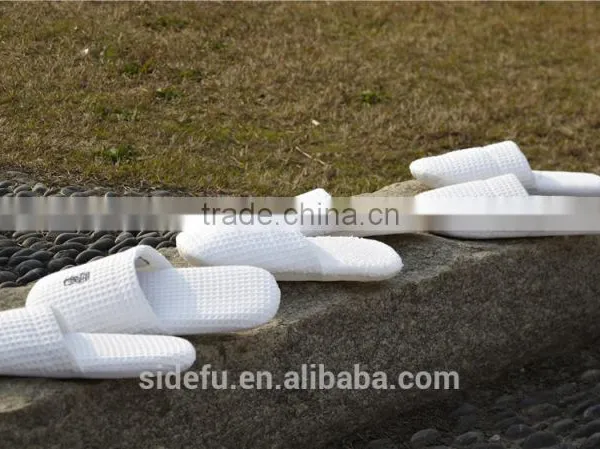 Wholesale Cheap EVA Sole Waffle Hotel Indoor White Slipper With Logo photo-4