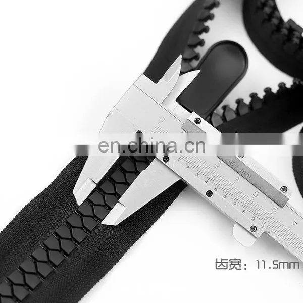 Black Long Chain Nylon Zipper Polyester Waterproof Zipper Factory Price Zipper photo-5