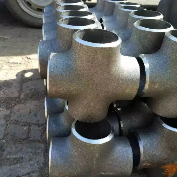 Four-Way Pipe Cross