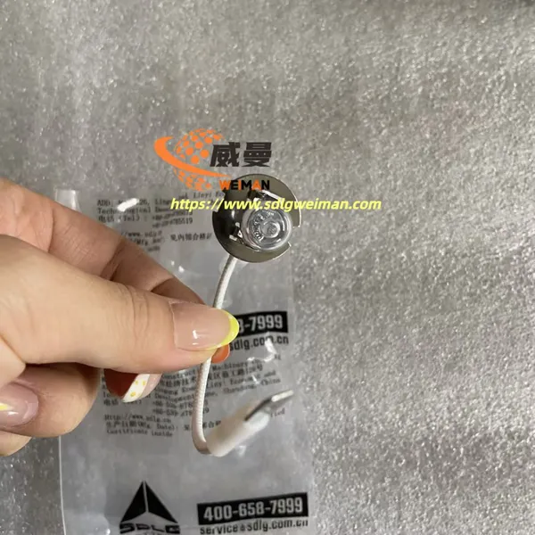 ORIGINAL SDLG BULB 4130001103 APPLY FOR SDLG MOTOR GRADER G9180 G9190 G9200 photo-3