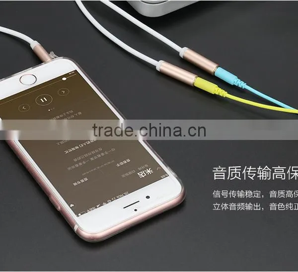USAMS SJ065 50cm 2in1Stereo Audio Extension 3.5mm Pin Aux Cable for IPhone 6s/Speaker/Earphone/MP3 photo-4