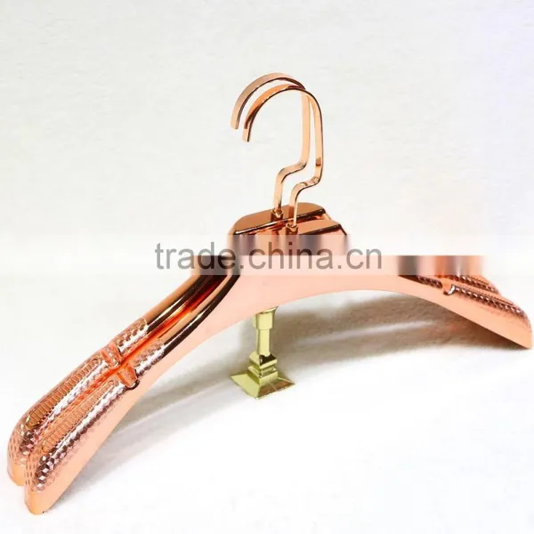 Fashion Golden Plastic Clothes Hanger Manufacture Price photo-2