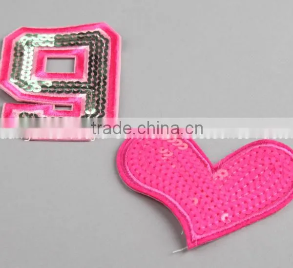 Wholesale Beautiful Embroidery Badges for Kids' Dress photo-4