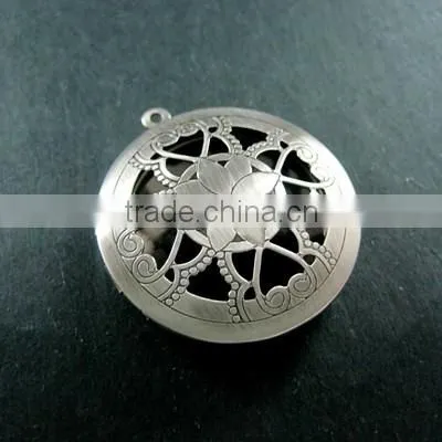 32MM Vintage Style Antiqued Silver Flower Filigree Round Photo Locket Pendants DIY Supplies 1113021 photo-2