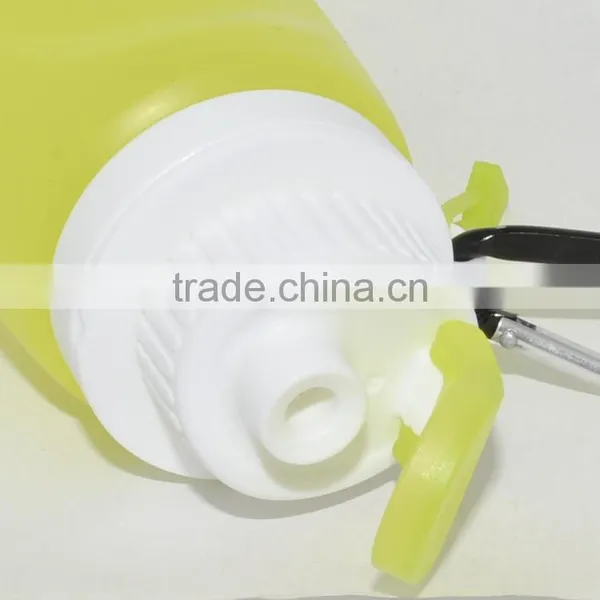 Colorful 320ml Silicone Travel Bottle Joyshaker MP4406 photo-4