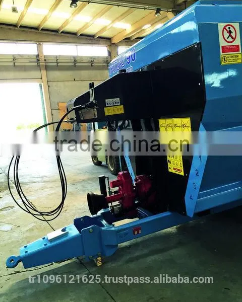 Grass Chopper Machine for Animals Feed / Feed Mixing Machine / Animal Feed Grass Cutting Machine photo-2