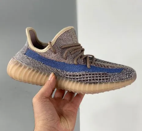 Kanye West x Adidas Yeezy Boost 350 V2