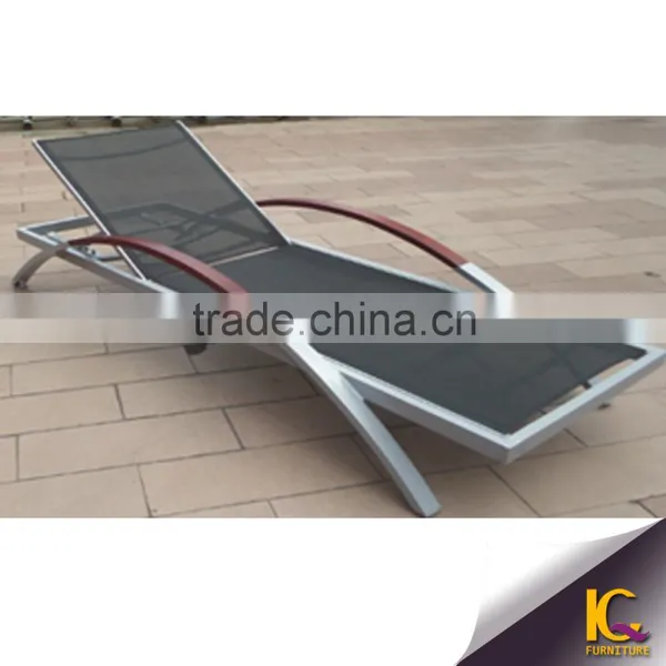 Gold Supplier Long-lasting Best Quality Black Rattan Sling Chair With Arm