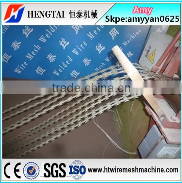 China Manufacturer Razor Barbed Wire Mesh Machine/Razor Barbed Wire Fence Machine photo-2